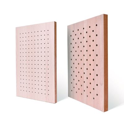 Structure à trou rond Panneaux de bois perforés acoustiques 2400 mm 0,9NRC CE FSC