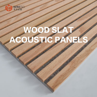 Finition en faisceau de bois panneaux de mur acoustiques en ardoise, carreaux de plafond acoustiques en bois 600x2400mm