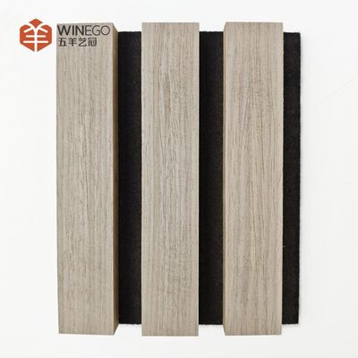 Panneau acoustique en ardoise en bois de différentes couleurs sur mesure répond aux exigences esthétiques