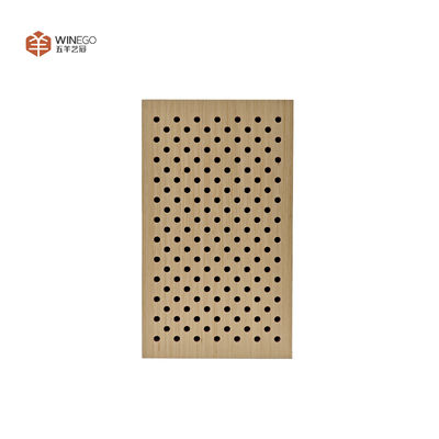 Panneau acoustique perforé à finition élégante pour la décoration acoustique d'hôtels de luxe